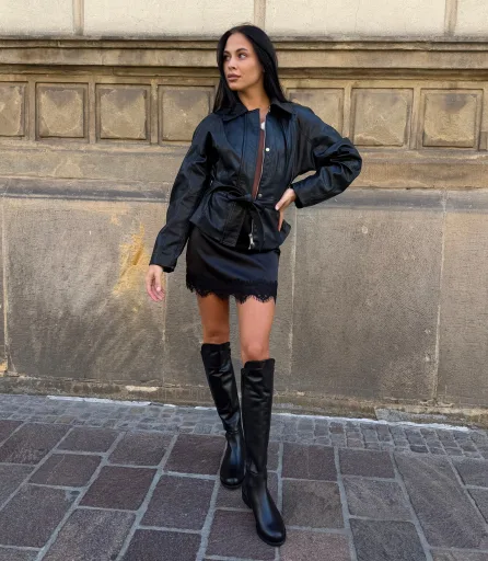 @natalia.peczynska wearing Arnetta boots
