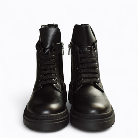 Uvenira Women's Black Leather Boots
