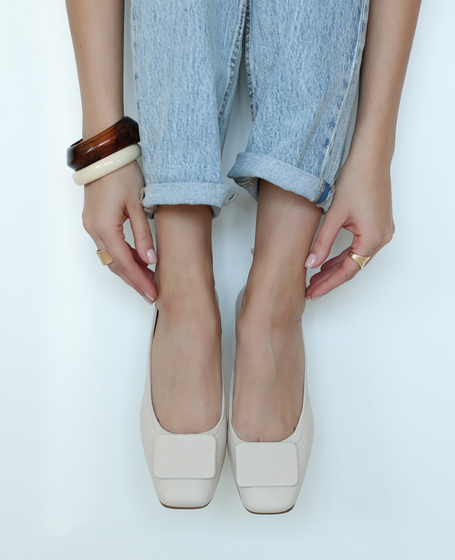 Savella Beige Leather Women's Ballerina Flats