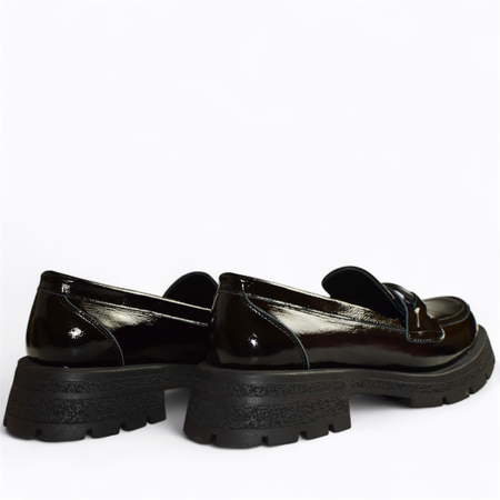 Skórzane czarne półbuty damskie Fernandi