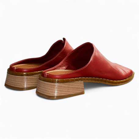 RAVIOLA WOMEN'S RED FLIP-FLOPS