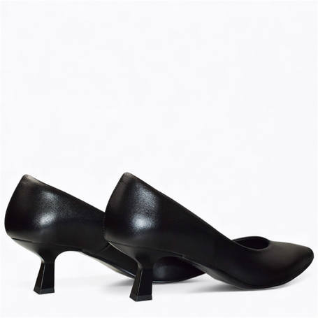 Simetta Women's Black Leather Pumps