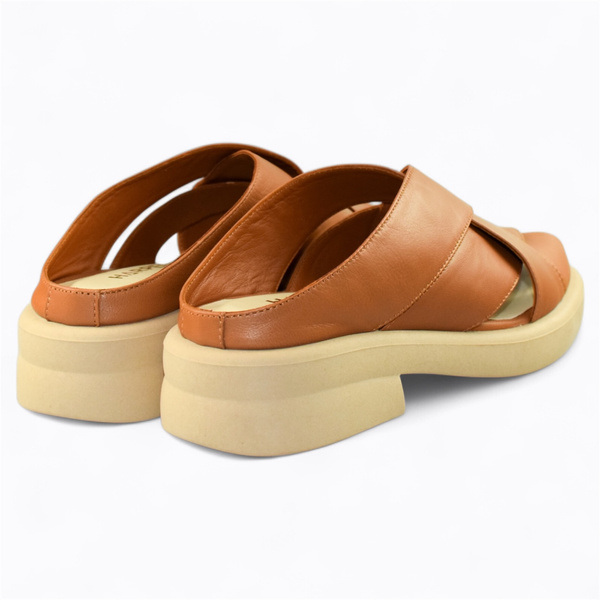 BINOLDA WOMEN'S RED SANDALS