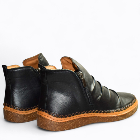 Skórzane czarne botki damskie Izmaria