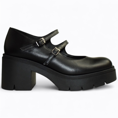 Tibisia Women's Black Leather Low-Cut Shoes