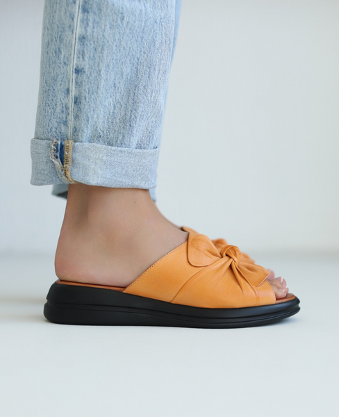 Nerolia Women's Mustard-Colored Leather Flip-Flops