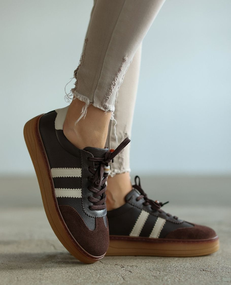 Skórzane czekoladowe sneakersy damskie Zenovia