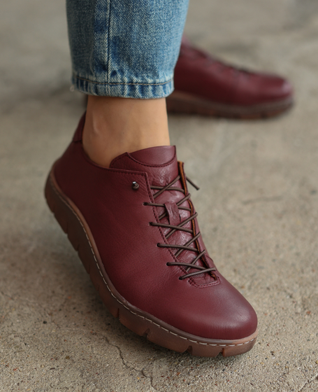 Carmira Women's Burgundy Leather Low-Cut Shoes with a Barefoot Toe