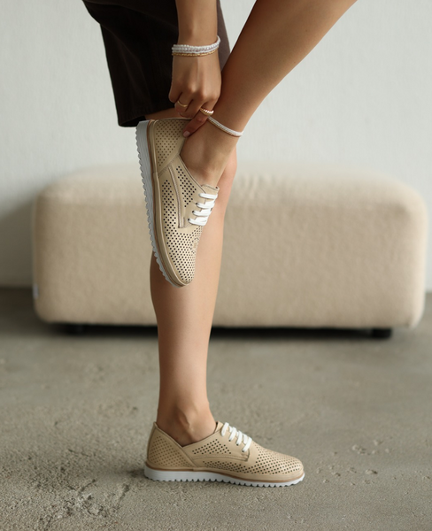 Larimea Beige Leather Women's Low-Cut Shoes