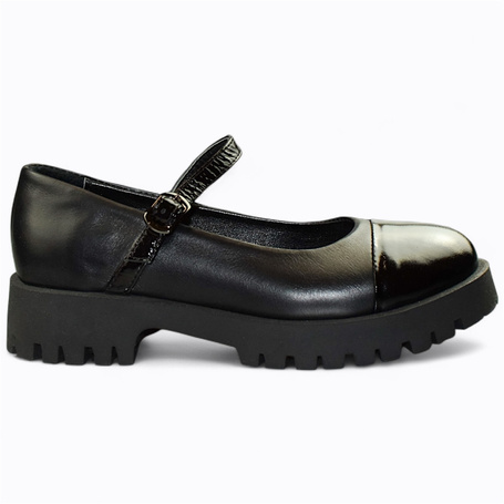 Giselda Women's Black Leather Low-Cut Shoes