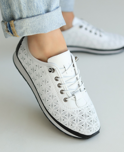 Amferia Women's White Leather Low-Top Shoes