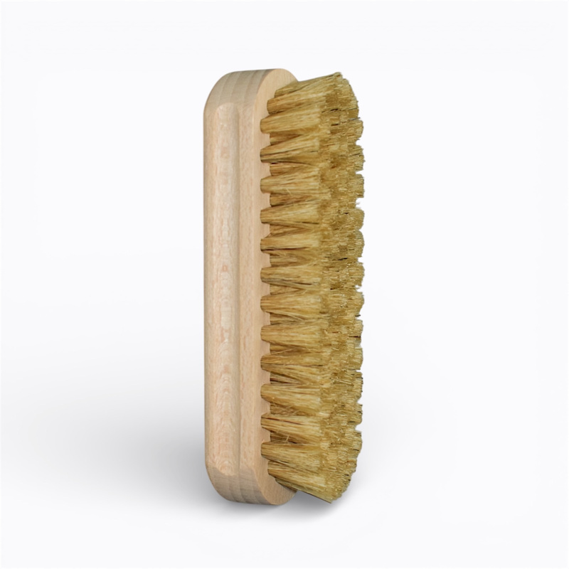 Small polishing brush