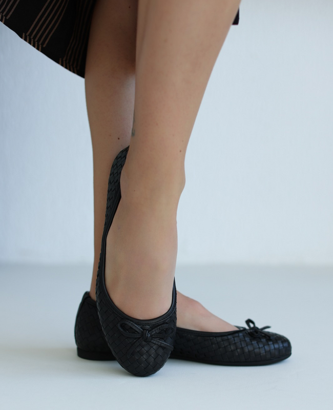 Fesoria Women's Black Leather Ballerina Flats