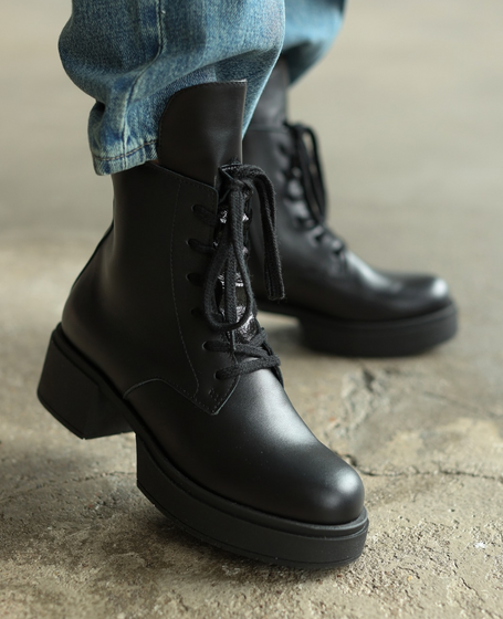 Sembeti Women's Black Leather Ankle Boots