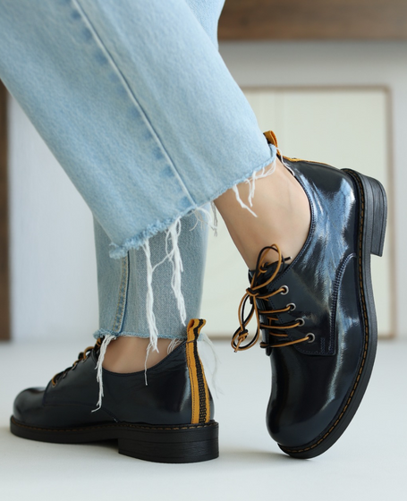 Blisera Women's Navy Blue Leather Low-Top Shoes