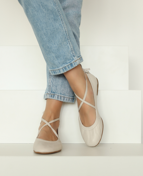 Glorita Beige Leather Ballerina Flats