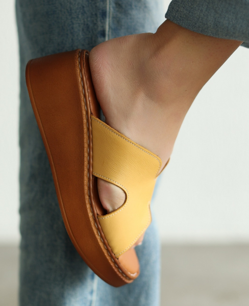 Opritia Women's Mustard-Colored Leather Flip-Flops
