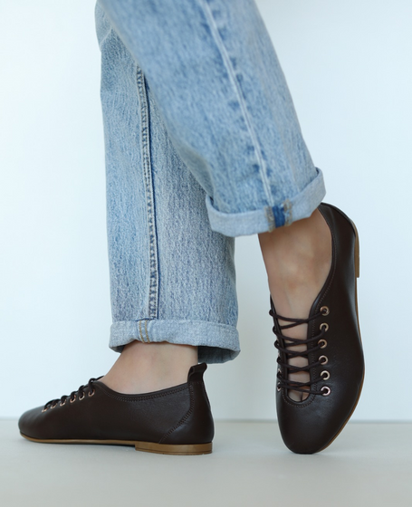 Kanvira Women's Leather Chocolate-Brown Low-Cut Shoes