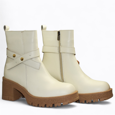 Euriana Beige Leather Women's Ankle Boots