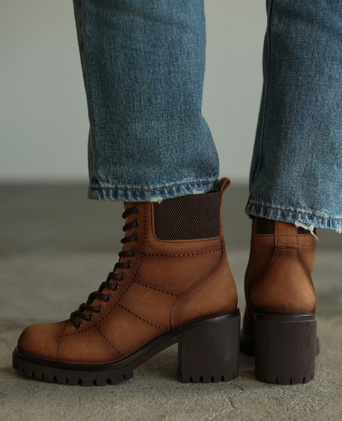 Taloria Women's Red Leather Boots