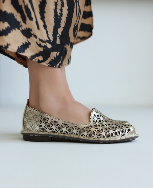 Jahenya Women's Leather Gold Loafers