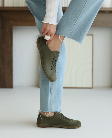 Lumiera Women's Olive Leather Low-Cut Shoes