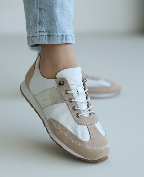 Corlina Women's White Leather Low-Top Shoes