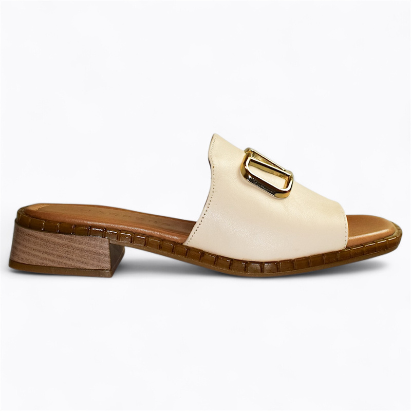 ECRU WOMEN'S SANCHIA FLIP-FLOPS