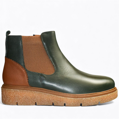 SIGRIND WOMEN'S GREEN LEATHER ANKLE BOOTS