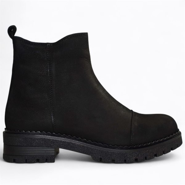 Zarline Women's Black Leather Ankle Boots