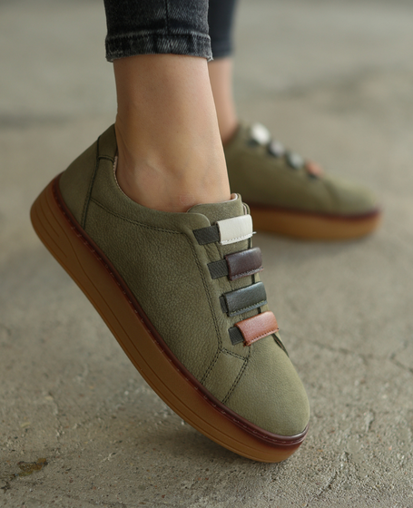 Skórzane oliwkowe sneakersy damskie Talissa
