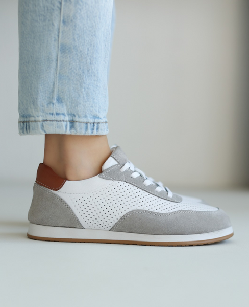 Asireni Women's White Leather Sneakers