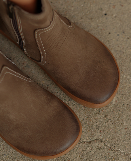 Skórzane barefoot szare sztyblety damskie Galoria