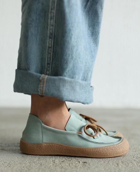 Trivela Women's Mint-Colored Leather Low-Top Shoes