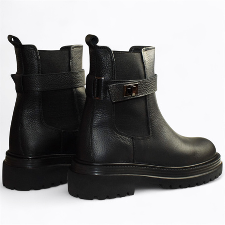 Miranil Women's Black Leather Ankle Boots