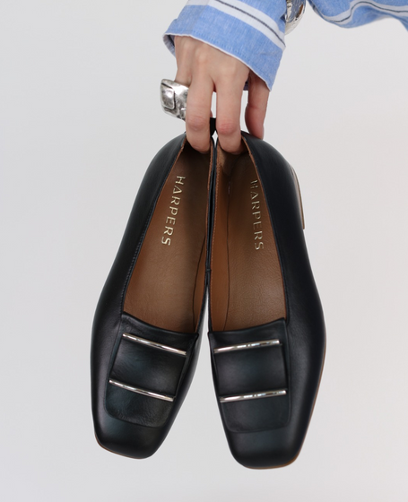Palitia Women's Black Leather Ballerina Flats