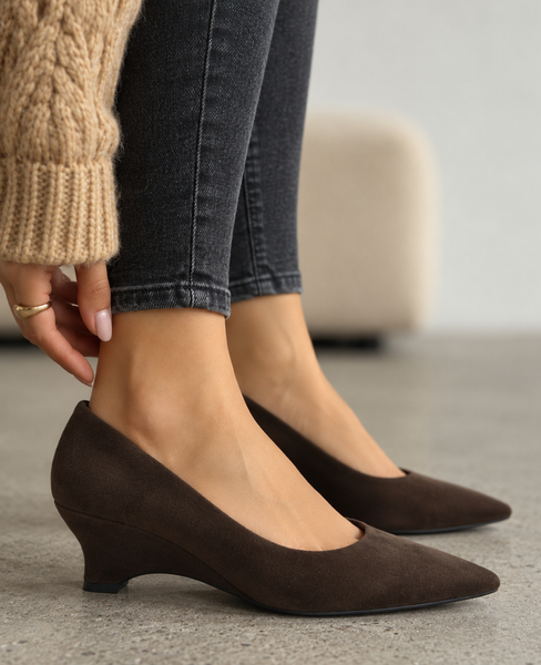 Reccepi Women's Leather Chocolate-Brown Pumps