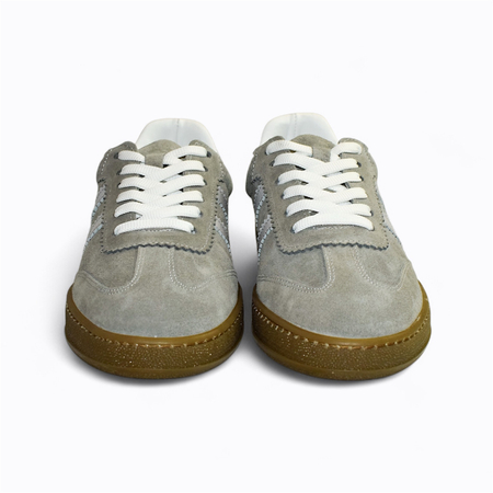 SKÓRZANE SZARE SNEAKERSY DAMSKIE MAGLINE