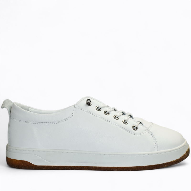Arestia Women's White Leather Sneakers