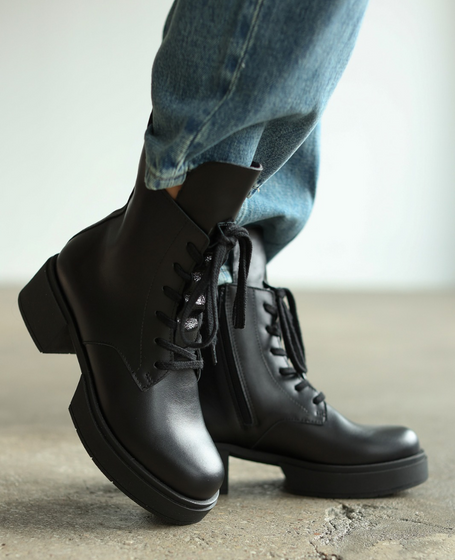 Sembeti Women's Black Leather Ankle Boots