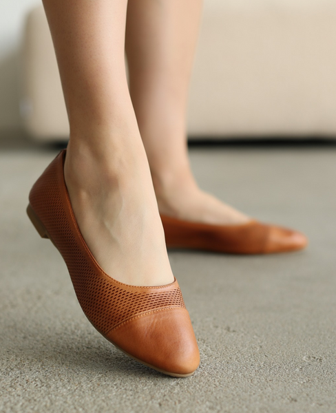 Halinor Women's Red Leather Ballerina Flats