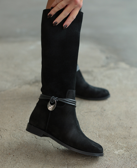 Nerovia Women's Black Leather Knee-High Boots