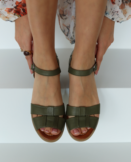 Fortina Women's Olive Leather Sandals
