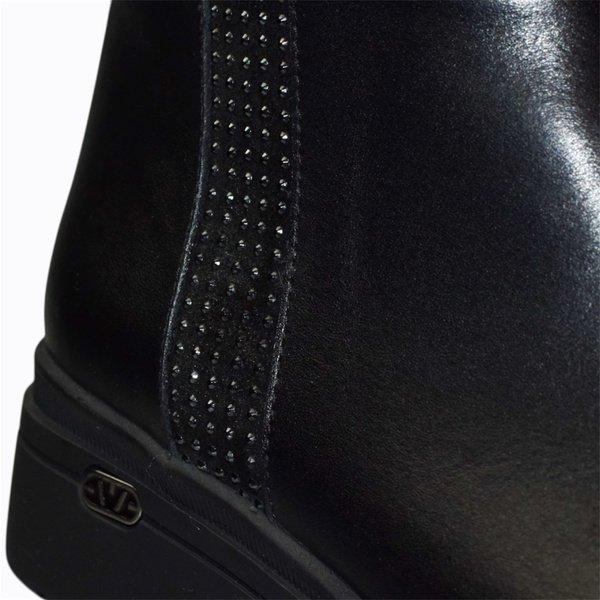 Sarvina Women's Black Leather Ankle Boots
