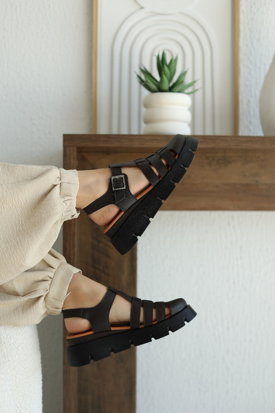 Bisopia Women's Black Leather Sandals