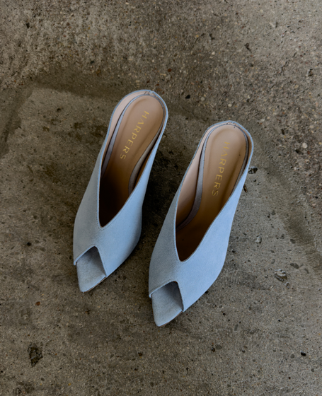 Krameti Women's Light Blue Leather Flip-Flops