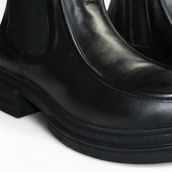 Megalia Women's Black Leather Ankle Boots