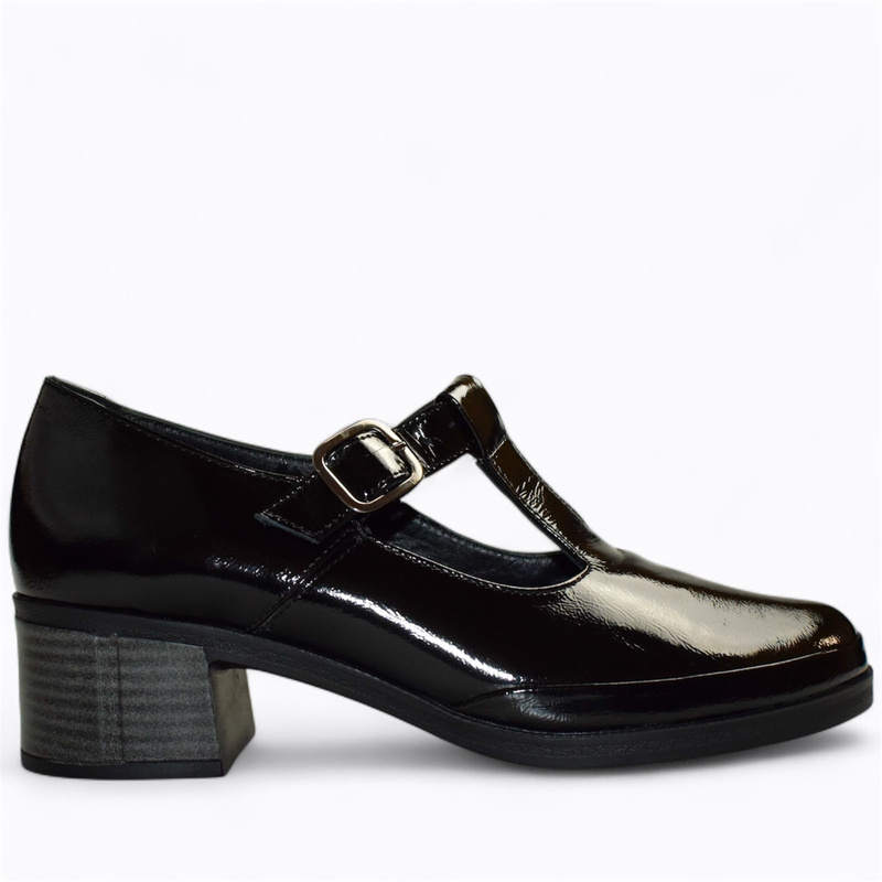Coretta Women's Black Leather Low-Cut Shoes