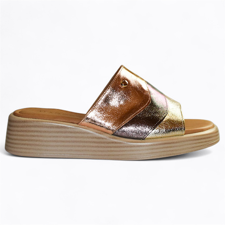 Nollene Women's Leather and Copper Flip-Flops