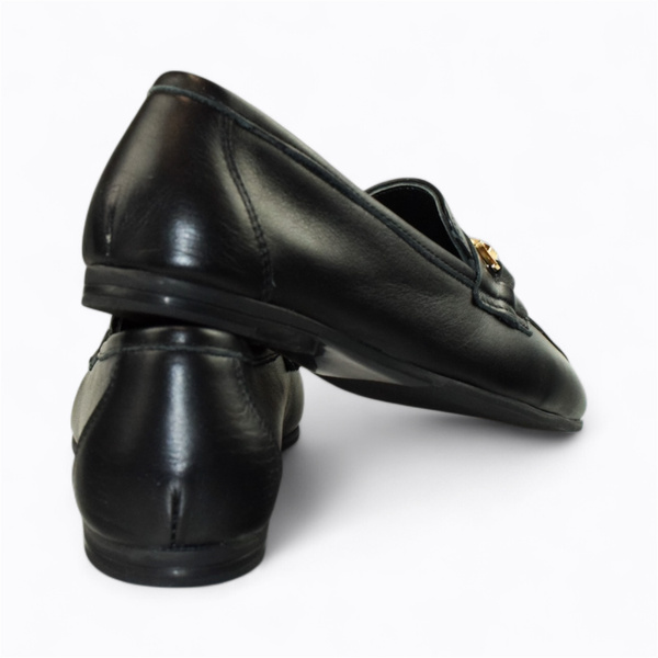 Eleanir Women's Black Leather Low-Top Shoes